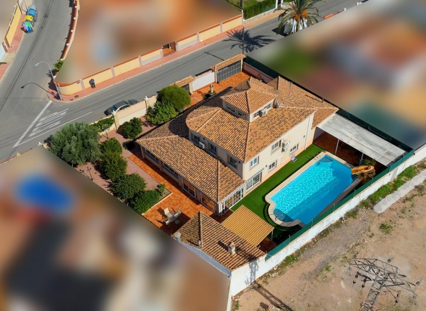 zum Verkauf - Villa - Torrevieja - El Chaparral
