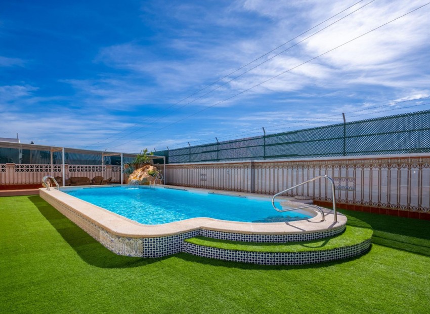 zum Verkauf - Villa - Torrevieja - El Chaparral