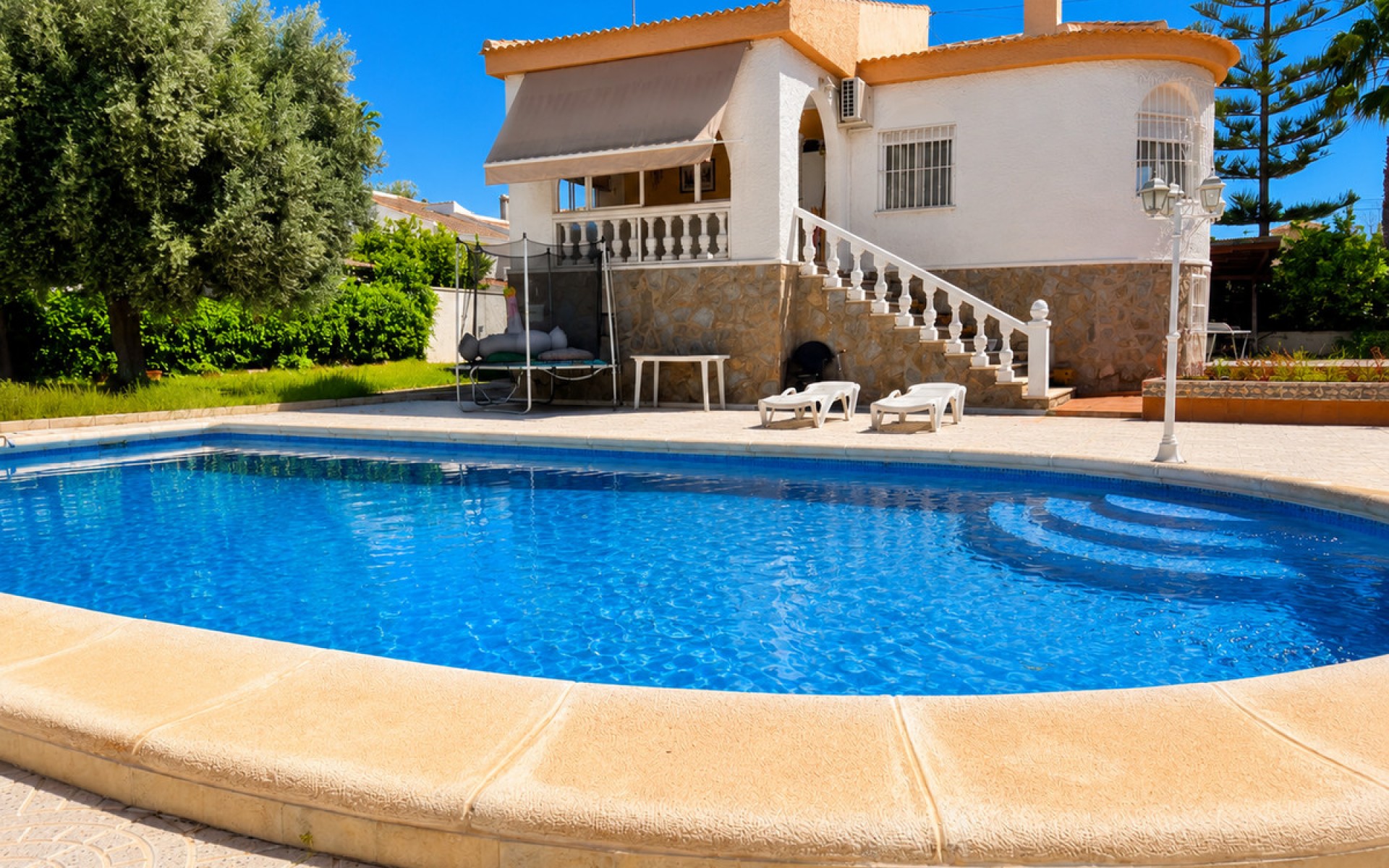 zum Verkauf - Villa - Torrevieja - La Siesta