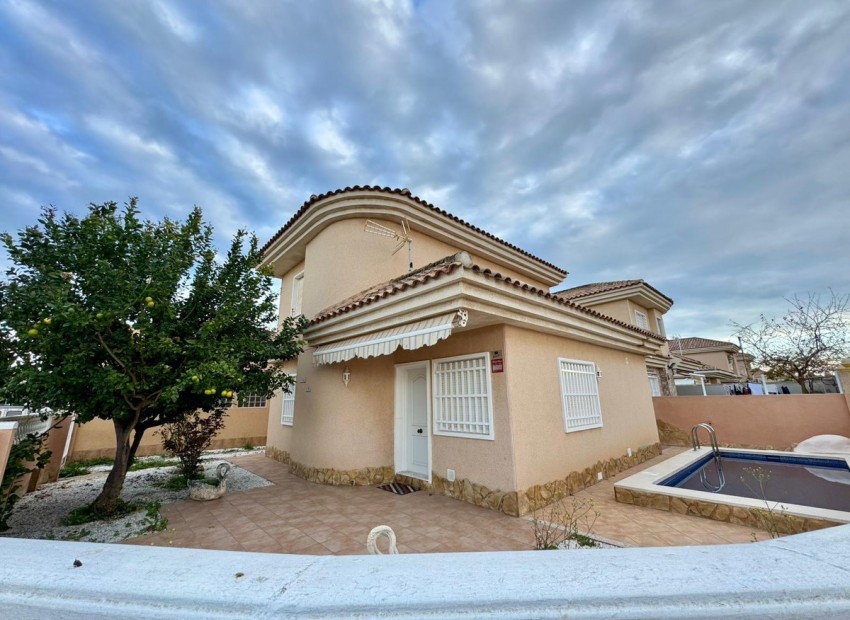 zum Verkauf - Villa - Torrevieja - Torrevieja Centro