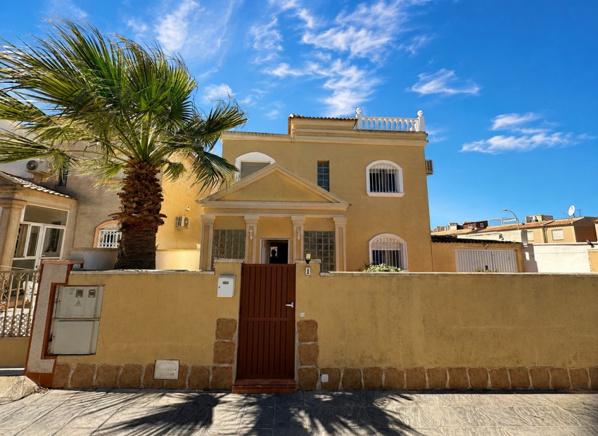 zum Verkauf - Villa - Torrevieja - Torrevieja Centro