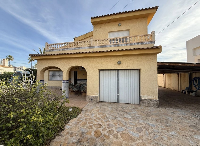 zum Verkauf - Villa - Torrevieja - Torrevieja Centro