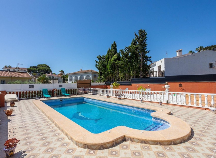 zum Verkauf - Villa - Torrevieja - Torrevieja Centro