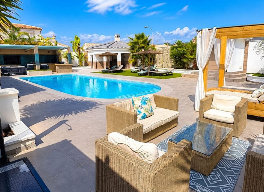 zum Verkauf - Villa - Torrevieja - Torrevieja Centro