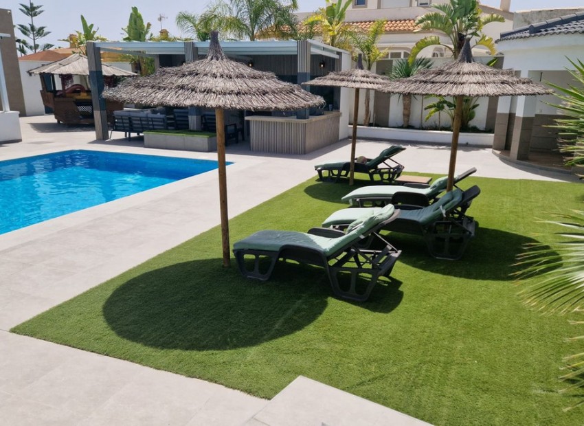 zum Verkauf - Villa - Torrevieja - Torrevieja Centro