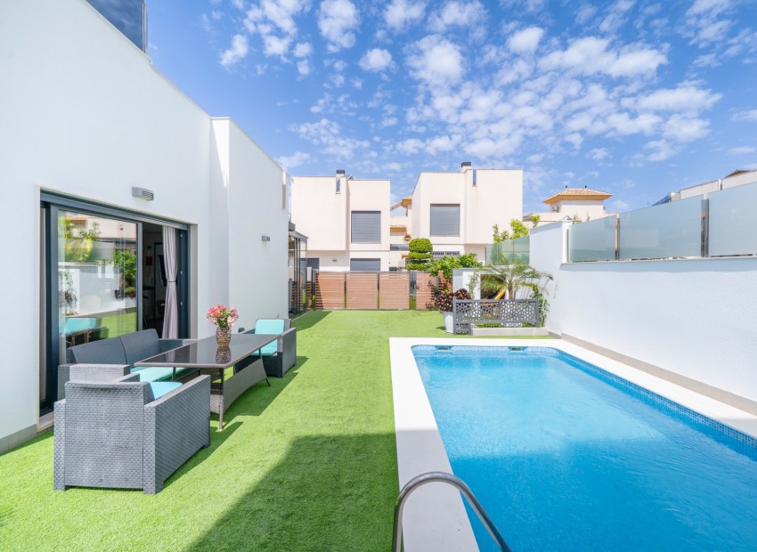 zum Verkauf - Villa - Torrevieja