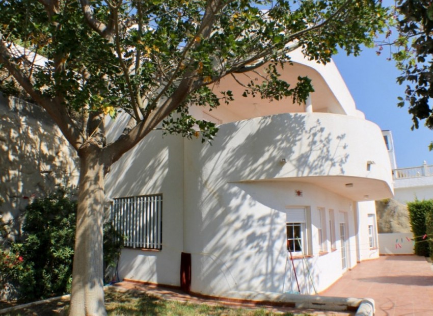 zum Verkauf - Villa - Villajoyosa - Montiboli