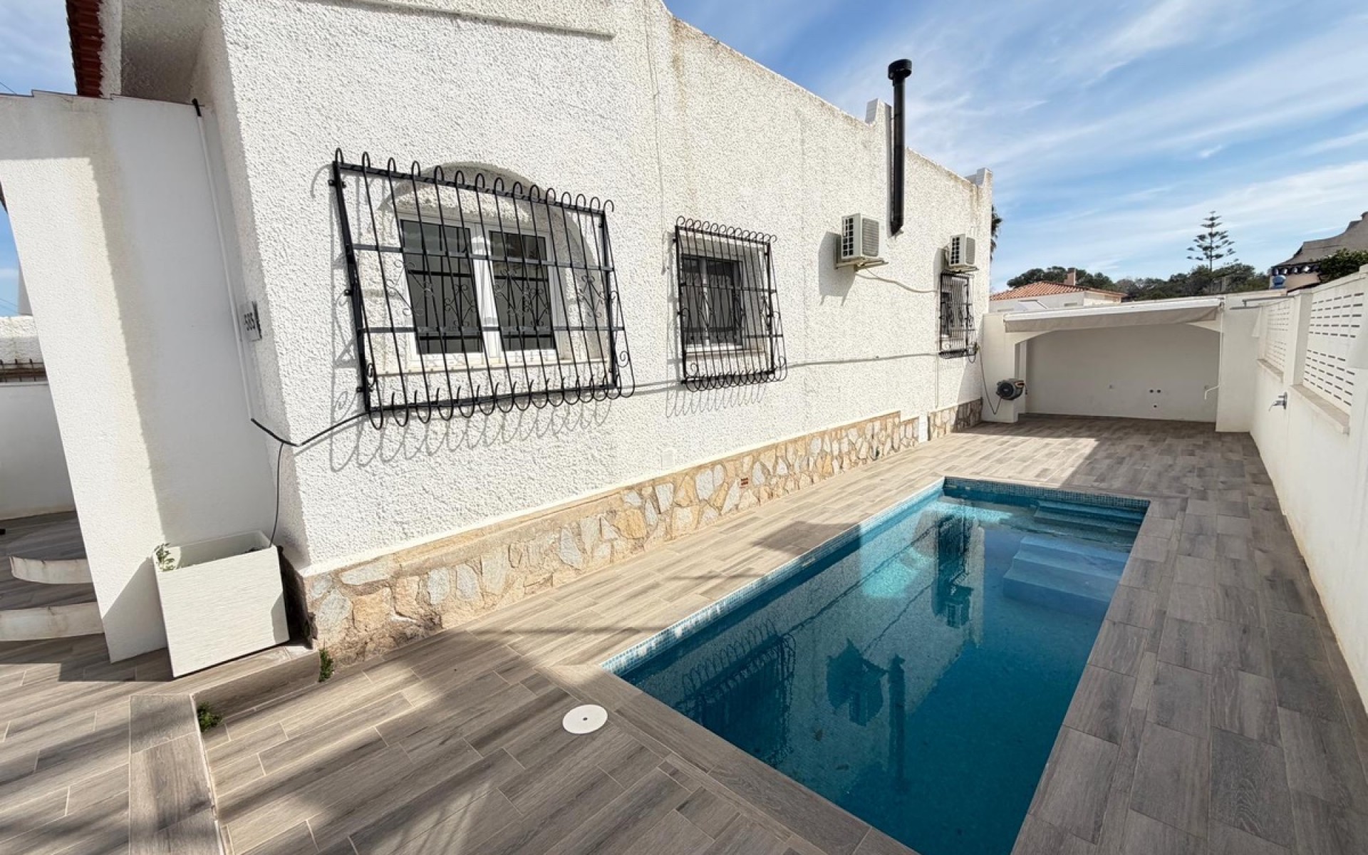 zum Verkauf - Villa - Villamartin - Blue Lagoon