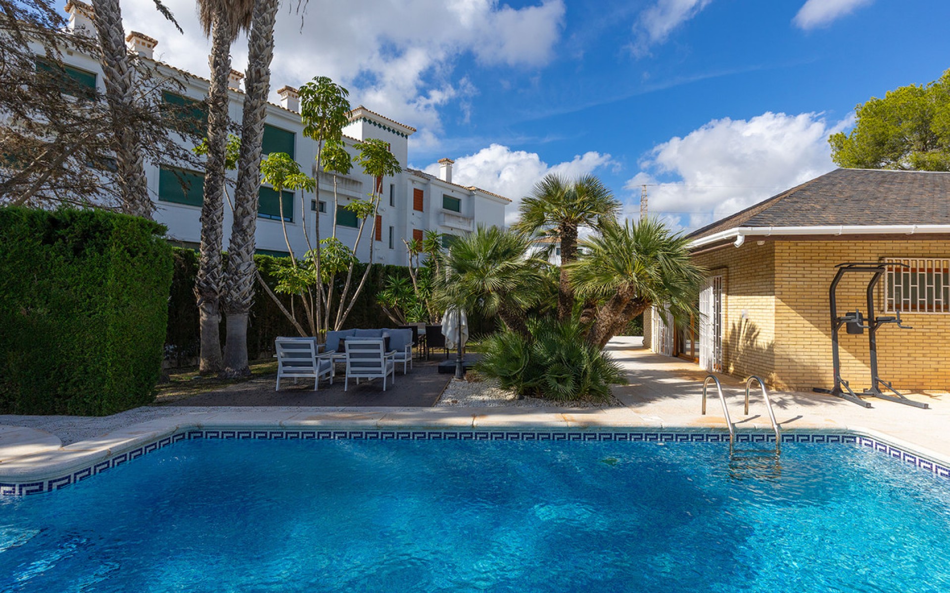 zum Verkauf - Villa - Villamartin - Las Filipinas