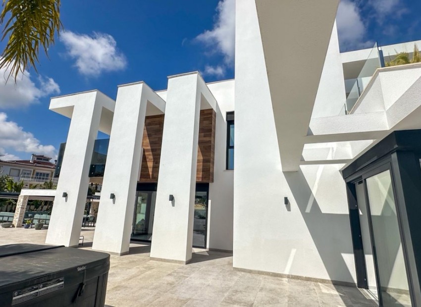 zum Verkauf - Villa - Villamartin