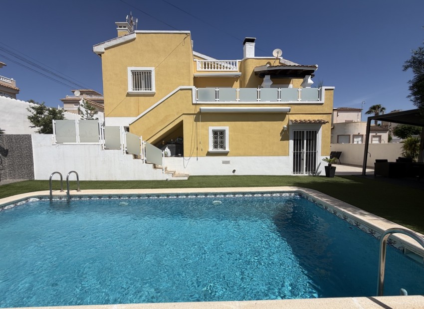 zum Verkauf - Villa - Villamartin