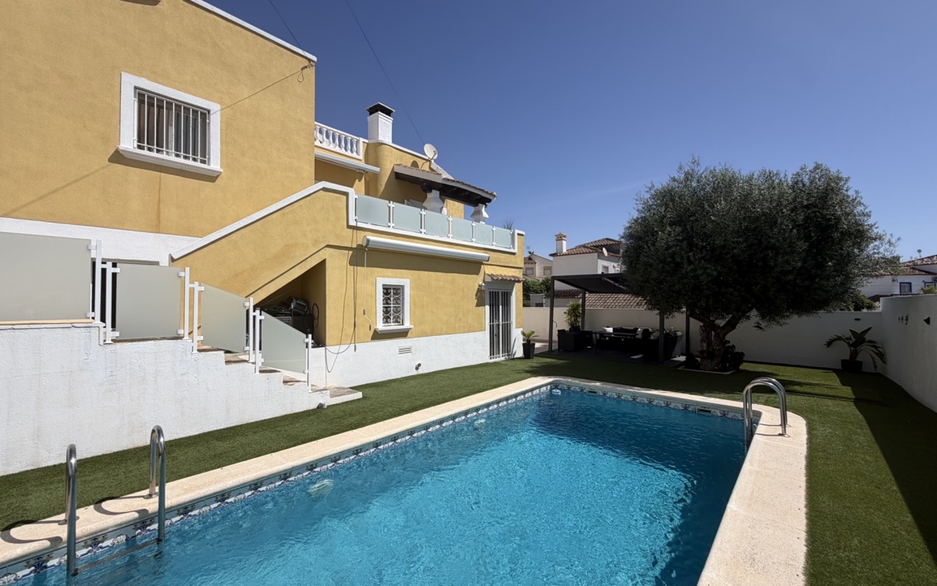 zum Verkauf - Villa - Villamartin