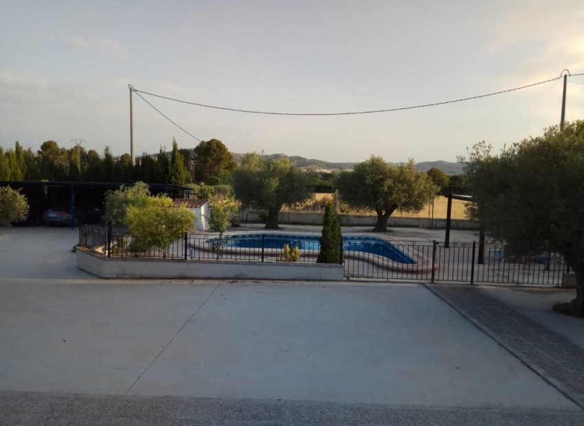 zum Verkauf - Villa - Yecla - Yecla Centro