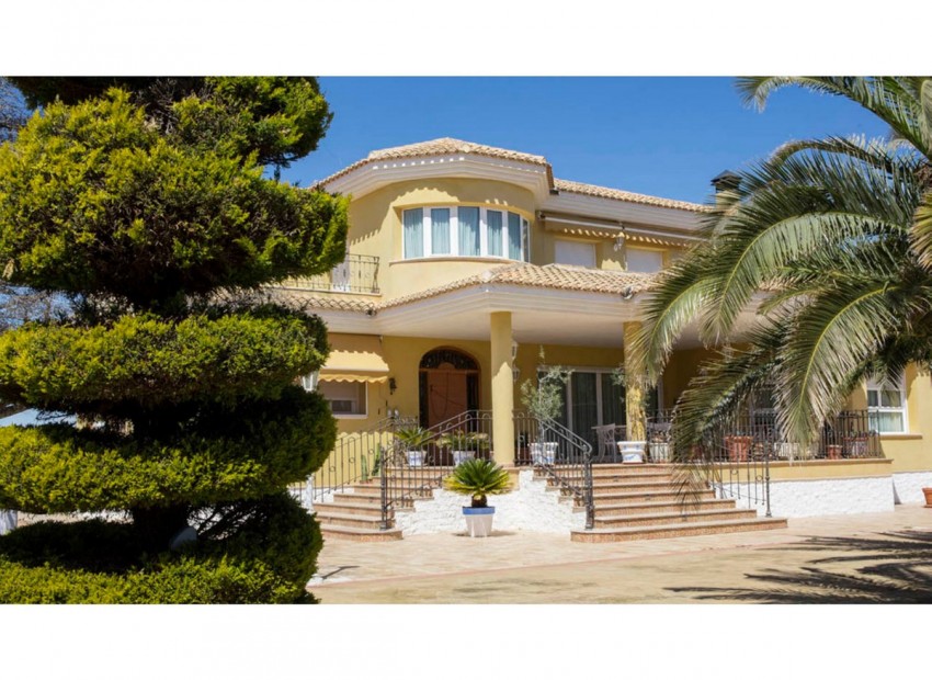 zum Verkauf - Villa - Yecla - Yecla Centro