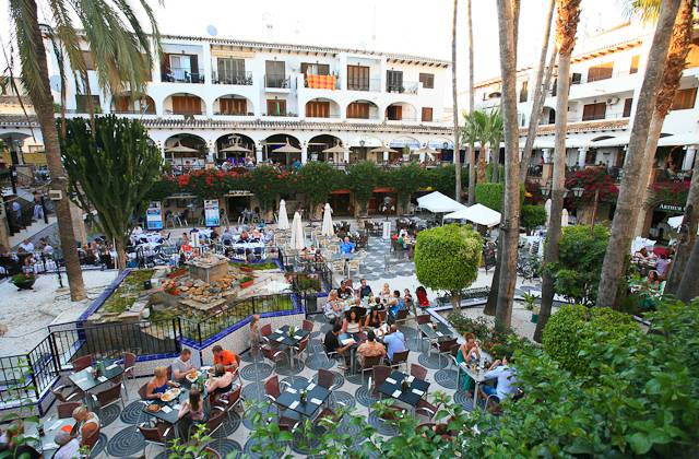 Jerry Burgess van Bath, Engeland - blij met zijn aankoop van onroerend goed