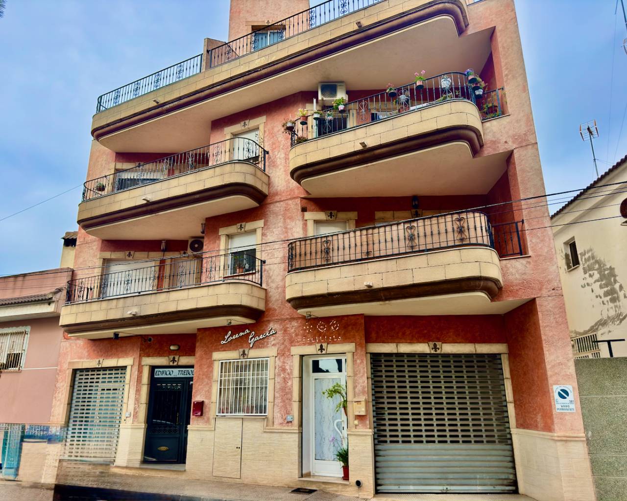 Apartment in Formentera de Segura - view 1