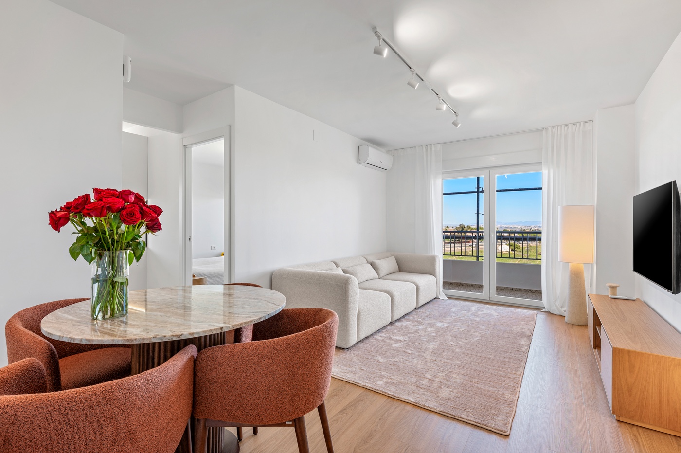 Apartment in Punta Prima - Image 3