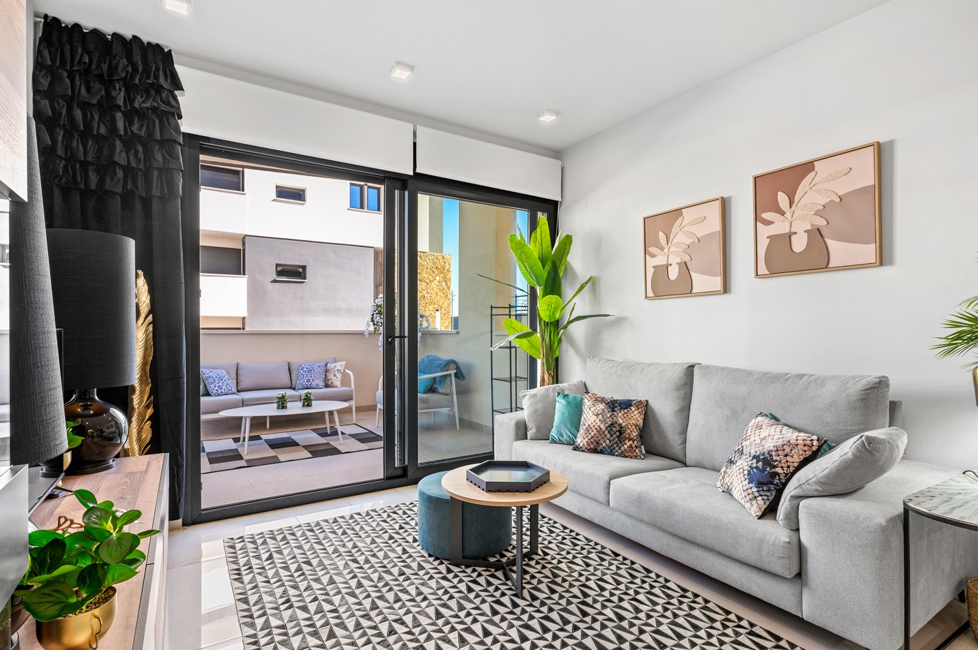 Apartment in Playa Flamenca - Image 3