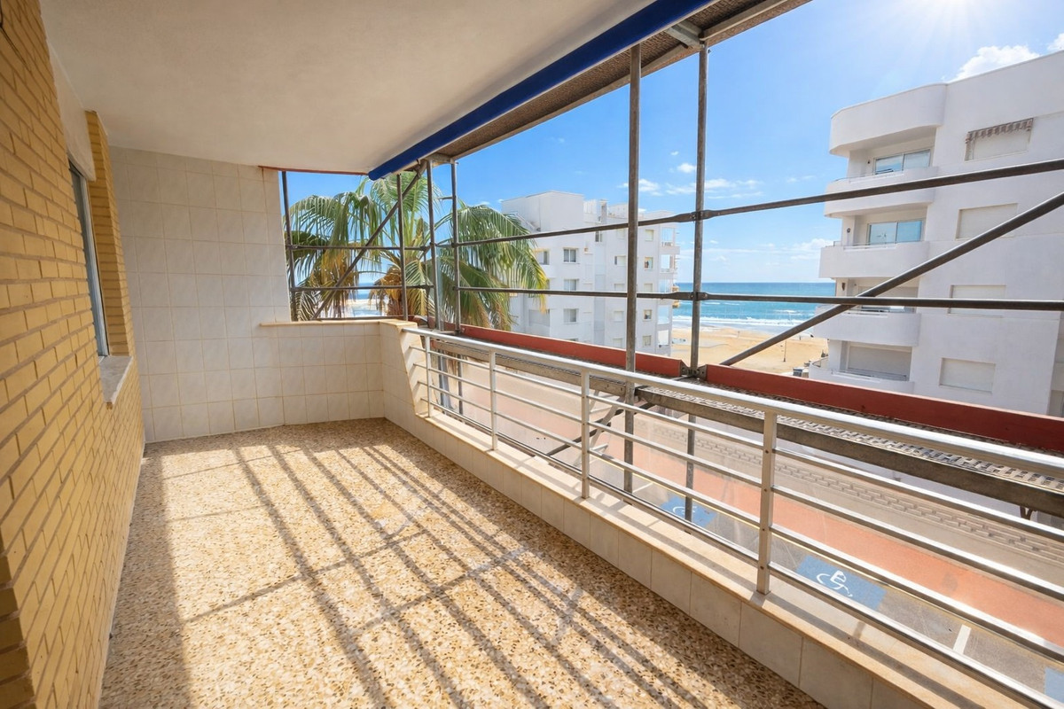 Apartment in Guardamar del Segura - view 1