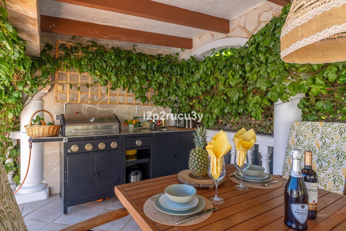 Villa in Moraira - Image 4