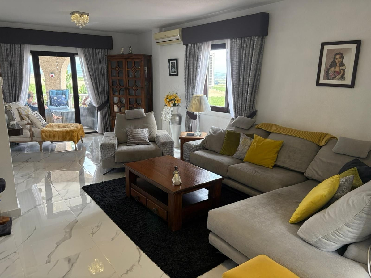 Villa in Algorfa - Image 4