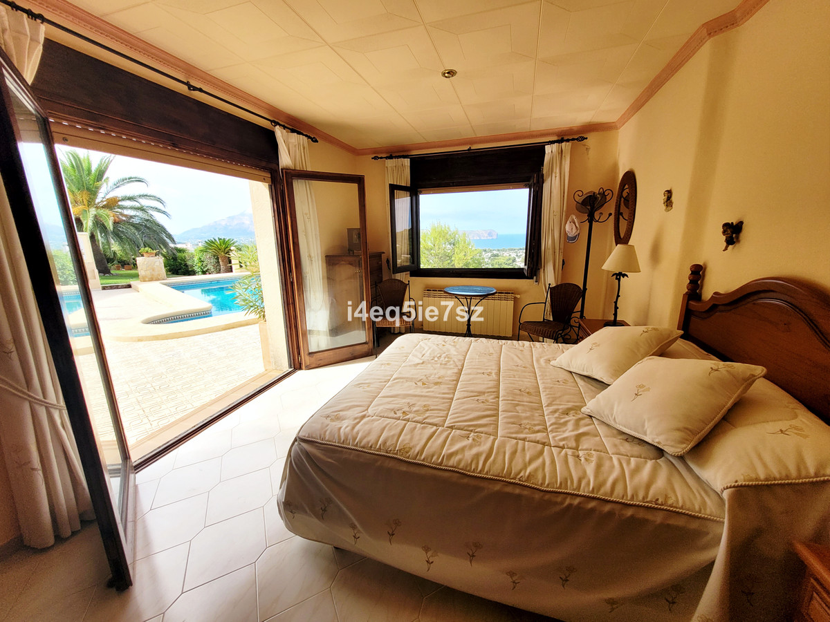 Villa in Javea - view 1