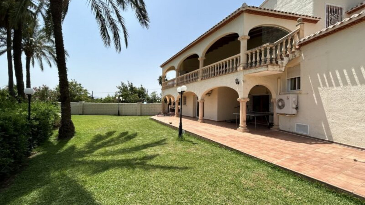 Villa in Javea - Image 2