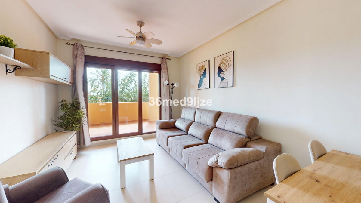 Apartment in Los Alcazares - Image 2