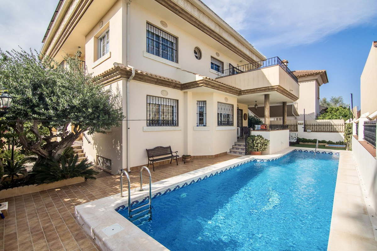 Villa in Almoradi - view 1