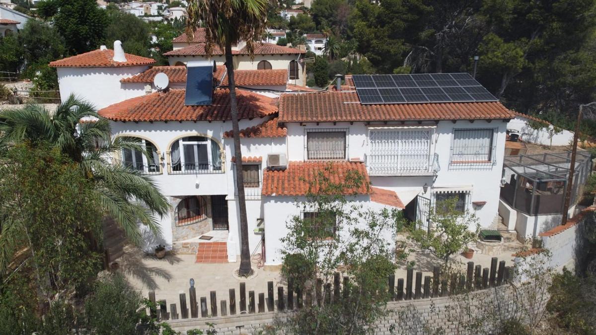 Villa in Benissa - view 1