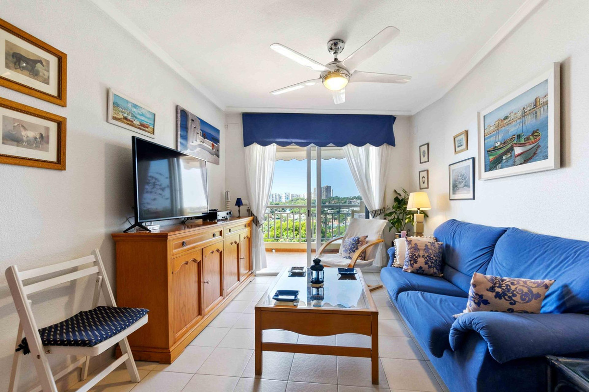 Apartment in Dehesa de Campoamor - Image 2