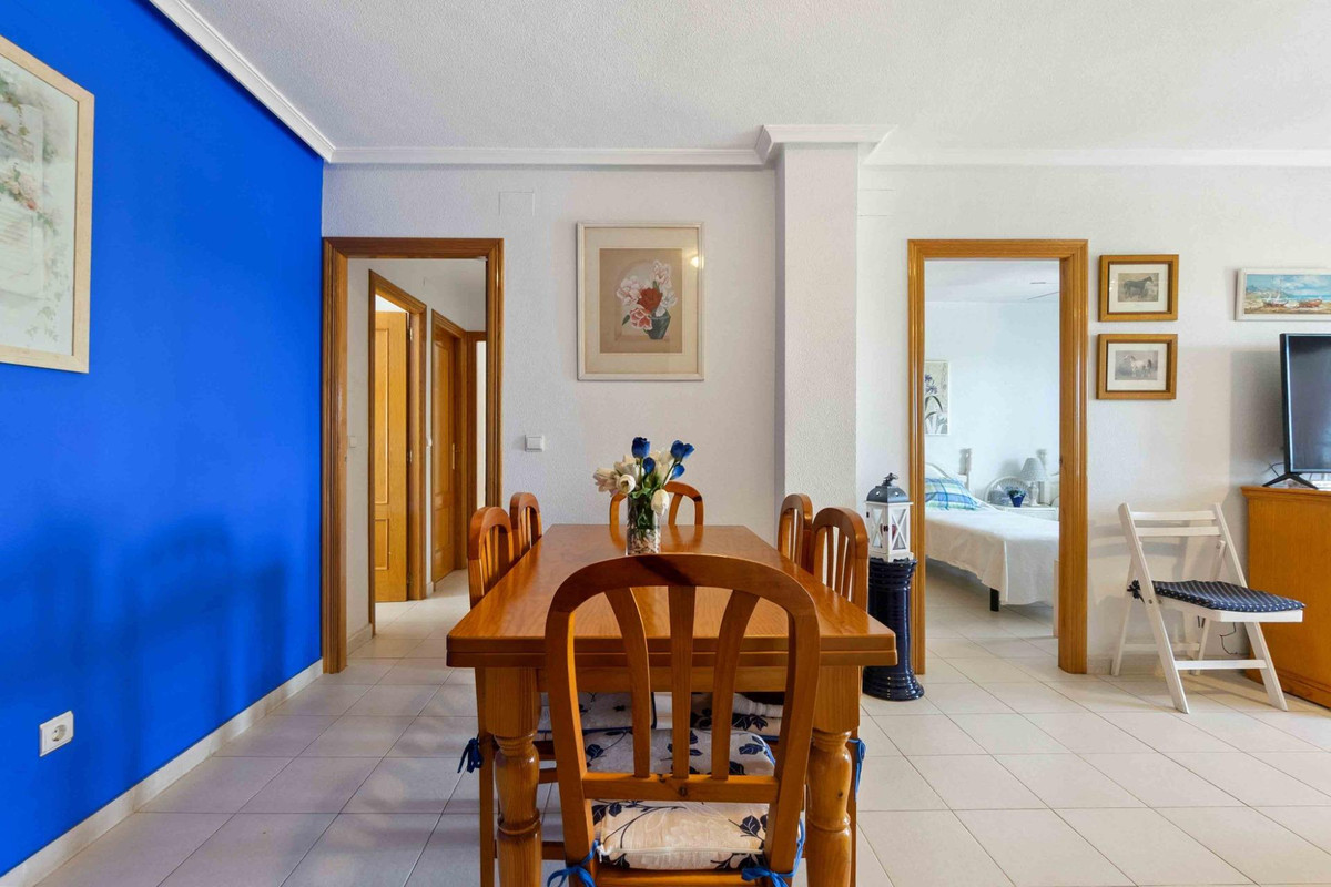 Apartment in Dehesa de Campoamor - Image 3