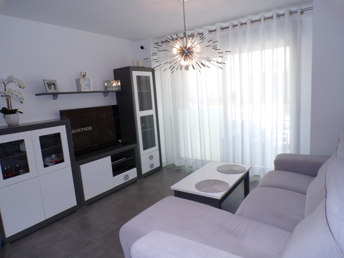 Apartment in Calp - Image 2