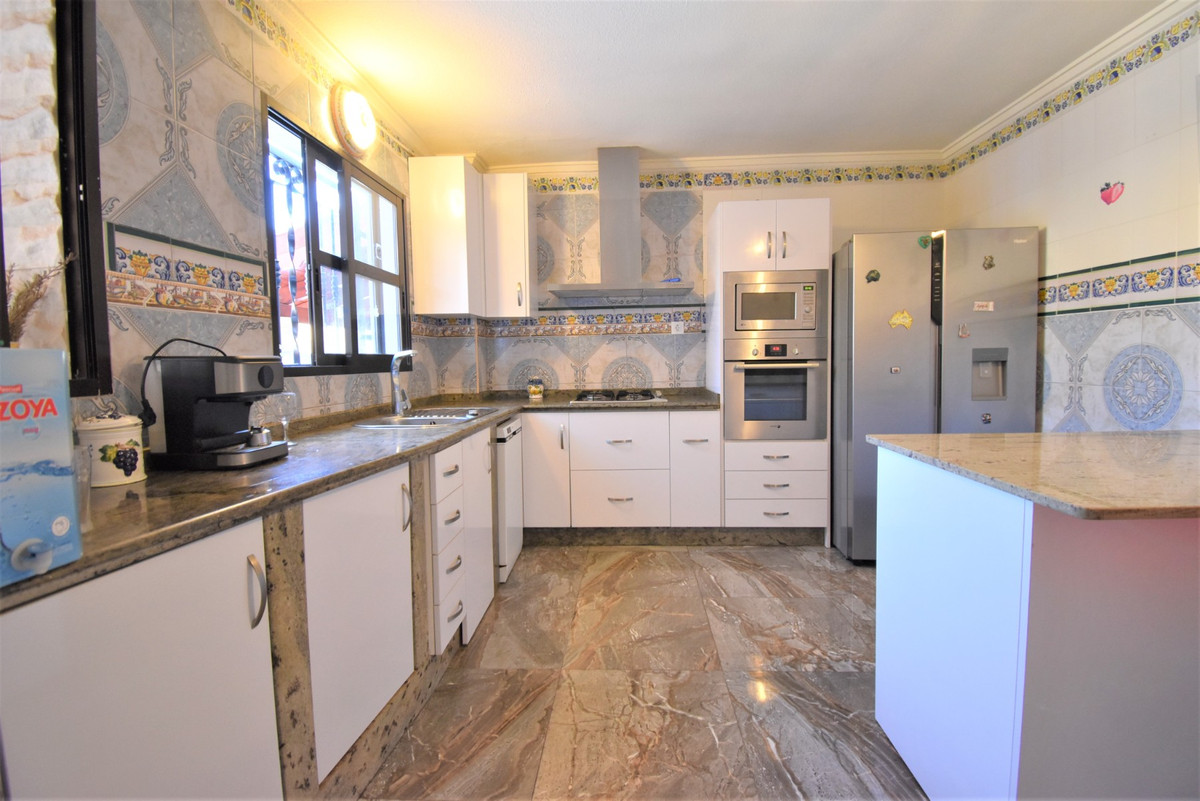 Villa in Villamartin - Image 5