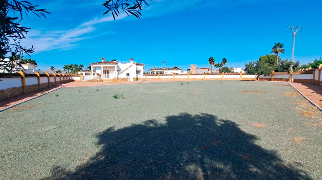 Villa in Catral - Image 2