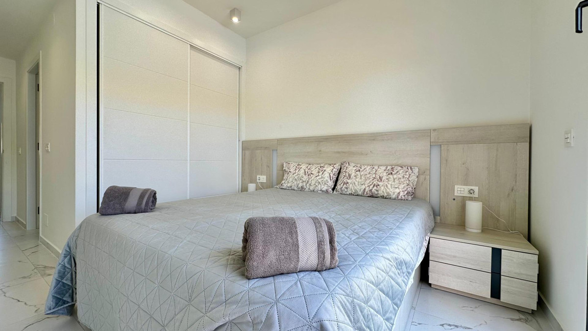 Apartment in Finestrat - Image 4