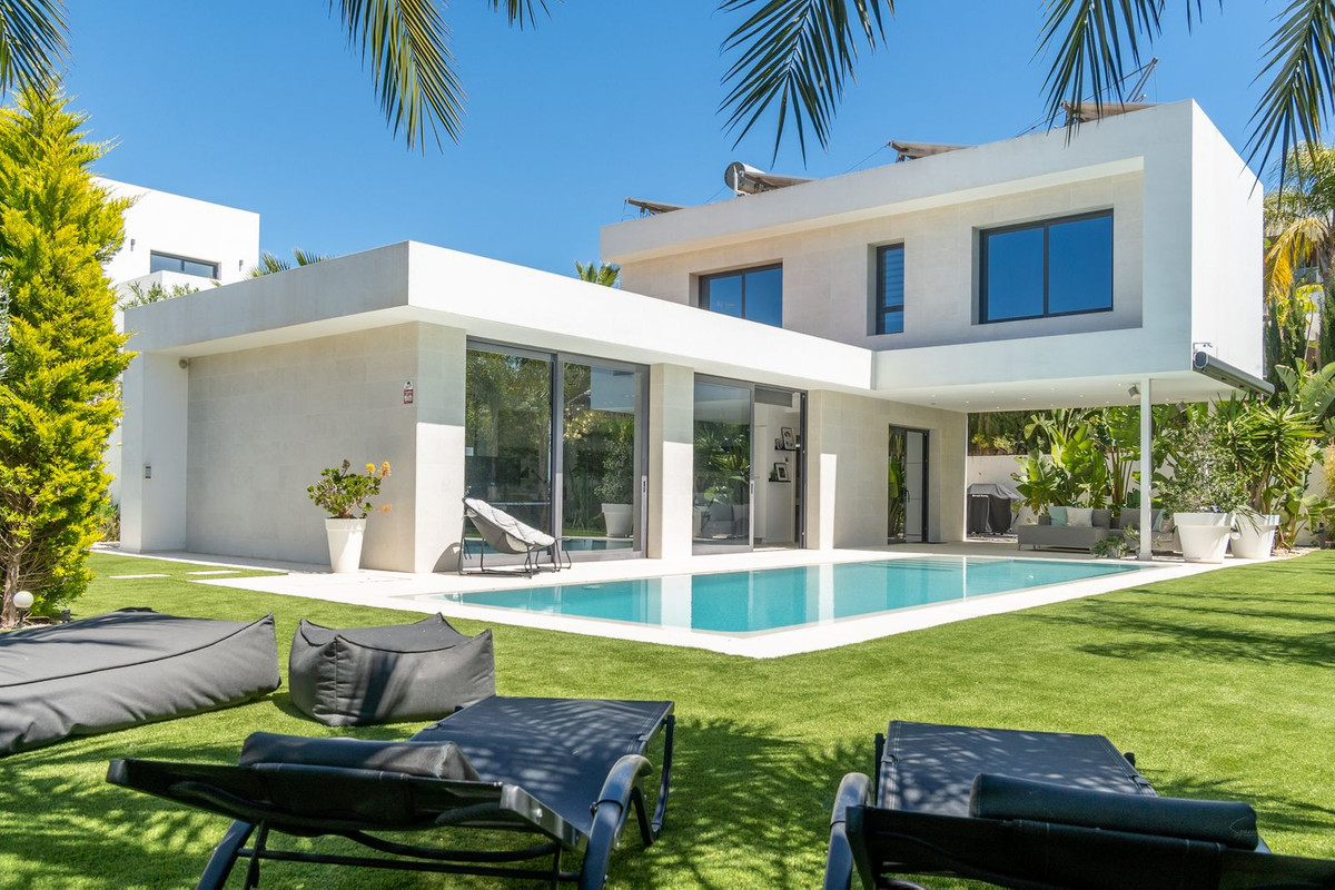 Villa in Calp - view 1