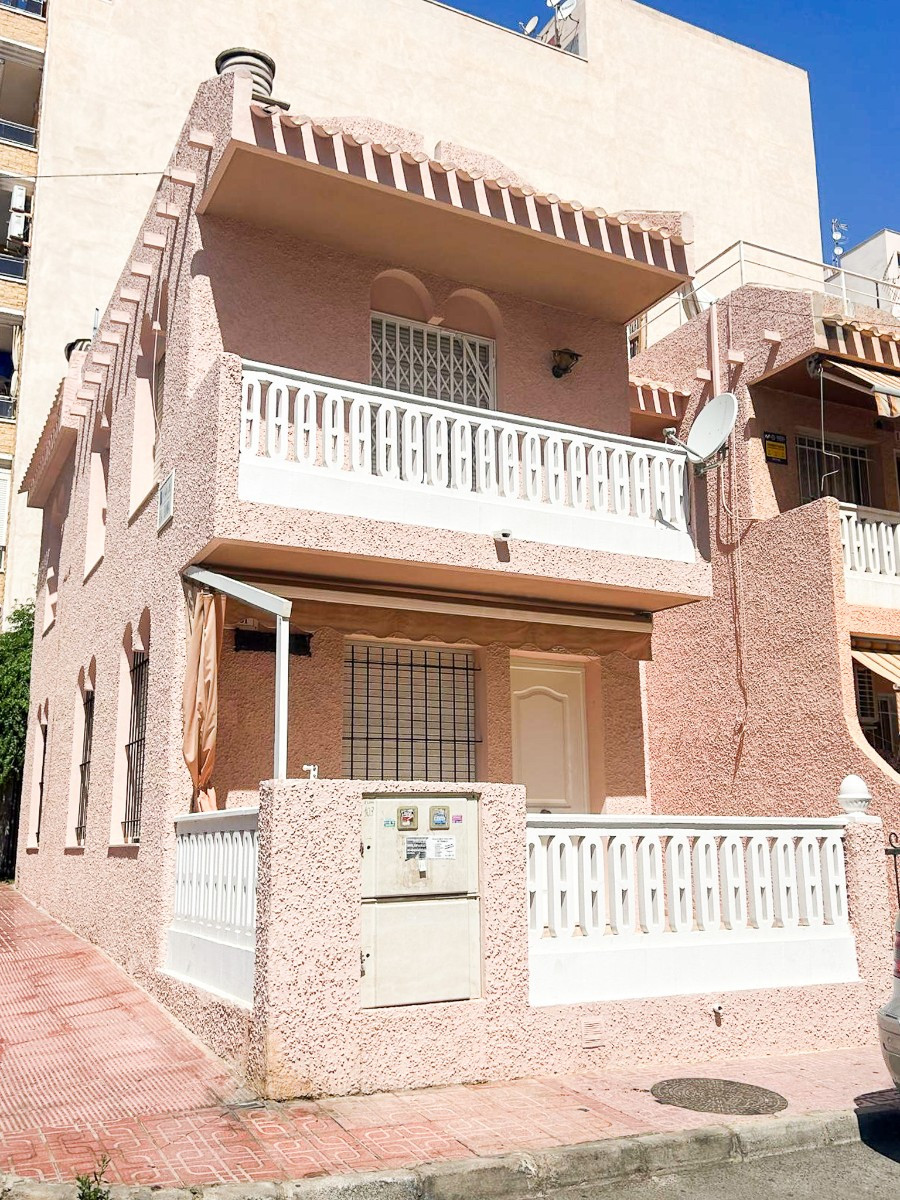 Apartment in Torrevieja - view 1