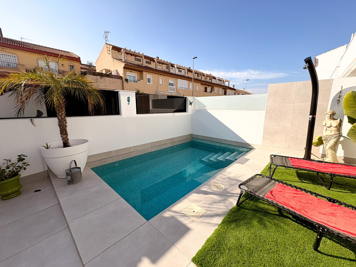 Villa in San Pedro del Pinatar - view 1