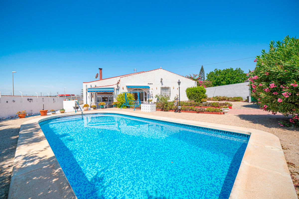 Villa in Ciudad Quesada - view 1