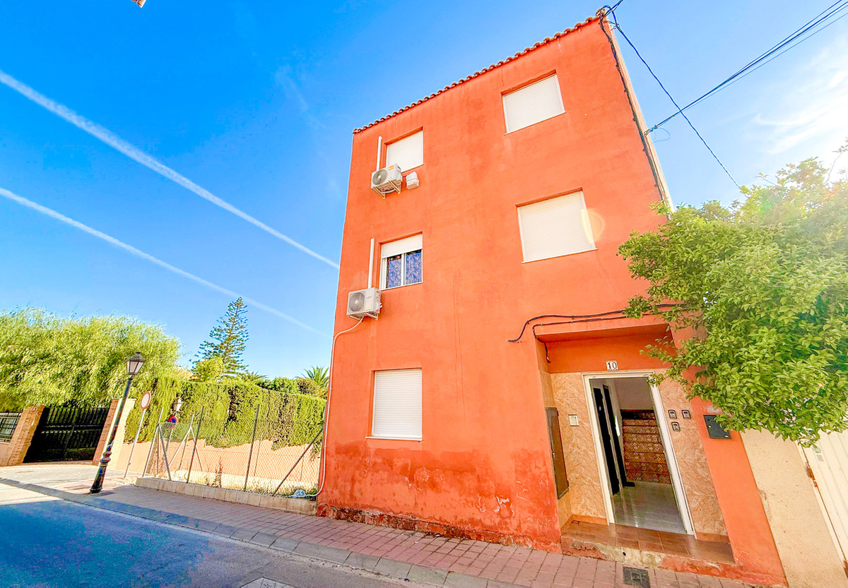 Apartment in San Miguel de Salinas - view 1