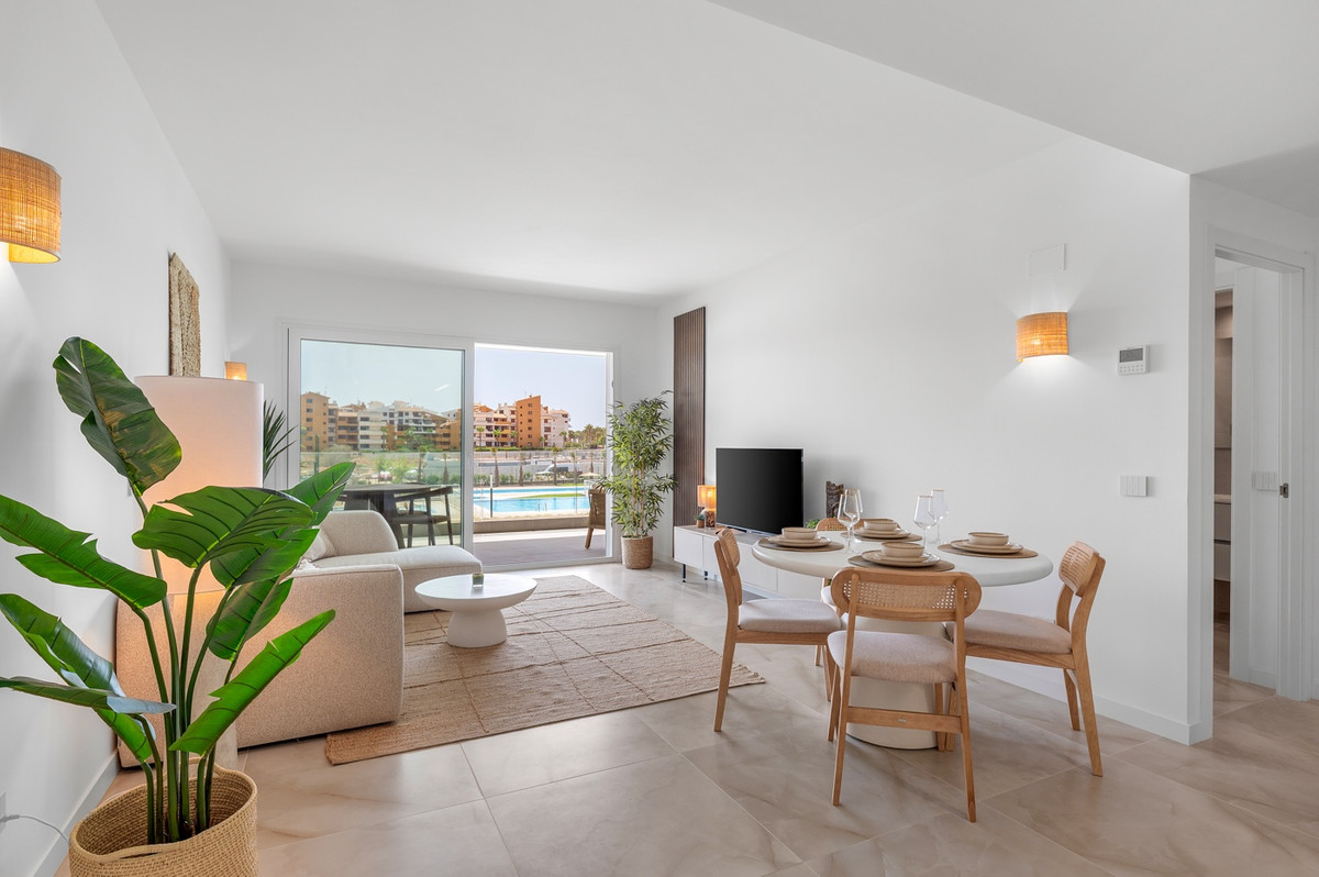 Apartment in Punta Prima - view 1