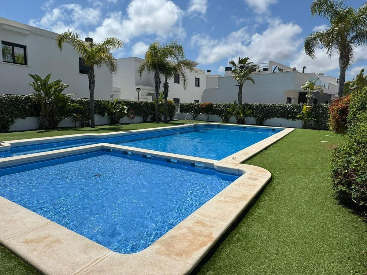 Apartment in Dehesa de Campoamor - view 1
