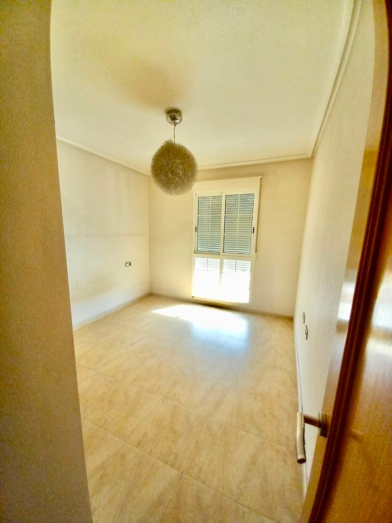 Apartment in Almoradi - view 1