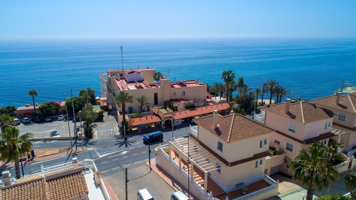 Villa in Torrevieja - view 1