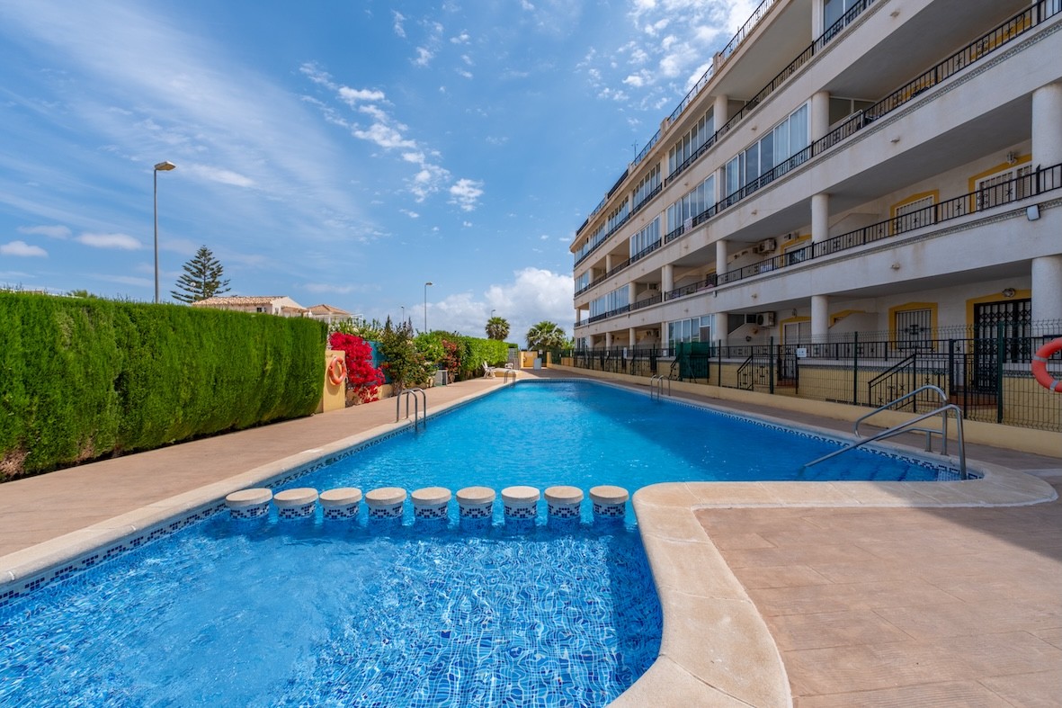 Apartment in Playa Flamenca - view 1