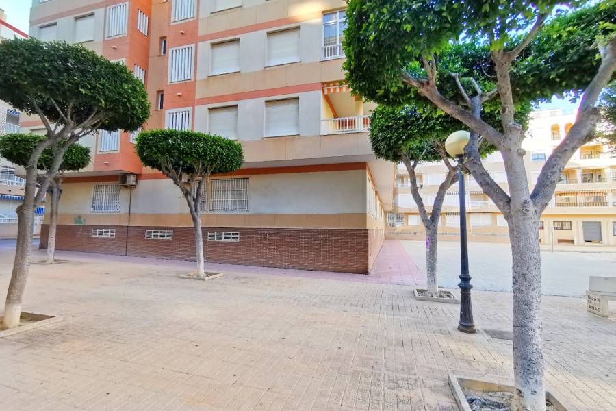 Resale - Apartment - Guardamar Del Segura - Mercadona Area